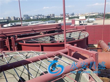 全方位解析空調(diào)分管機(jī)清洗技巧，助力中央空調(diào)持久高效制冷