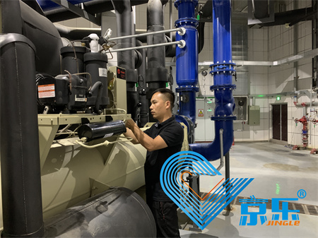 中央空調(diào)不制冷換氟利昂 壓縮機(jī)故障維修 專業(yè)團(tuán)隊(duì)上門(mén)檢測(cè)